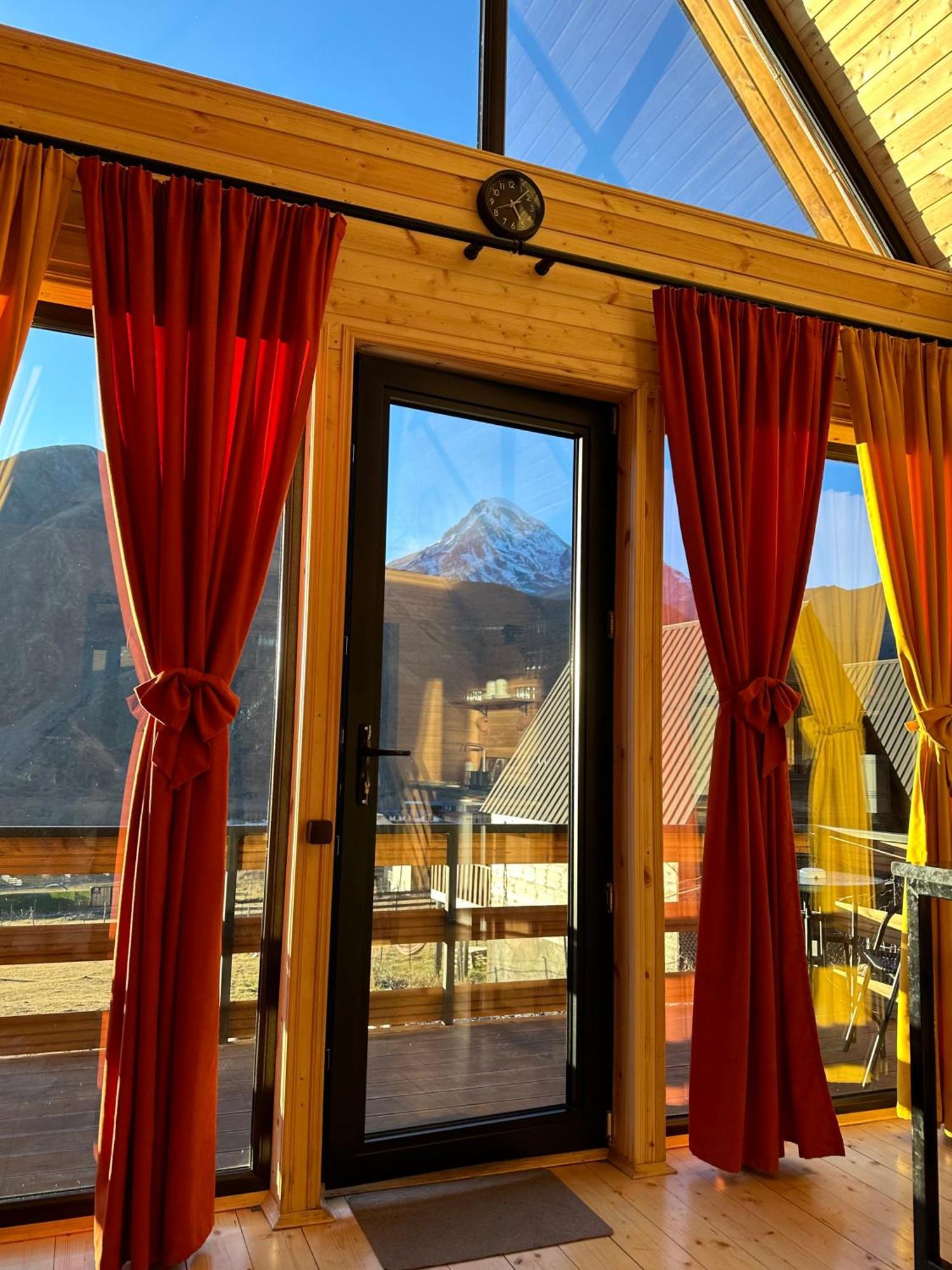 Kazbegi Inn Cottages المظهر الخارجي الصورة