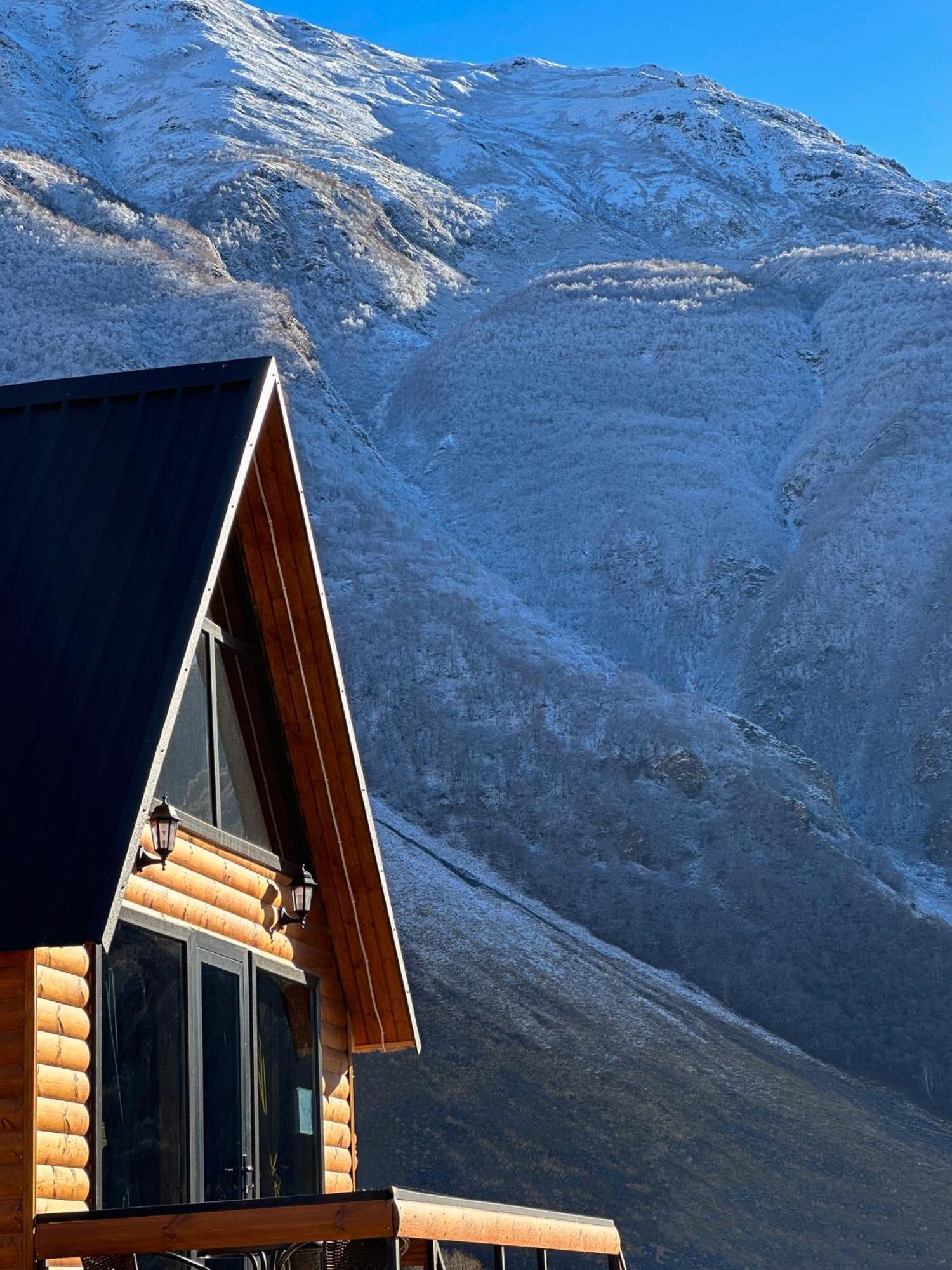 Kazbegi Inn Cottages المظهر الخارجي الصورة