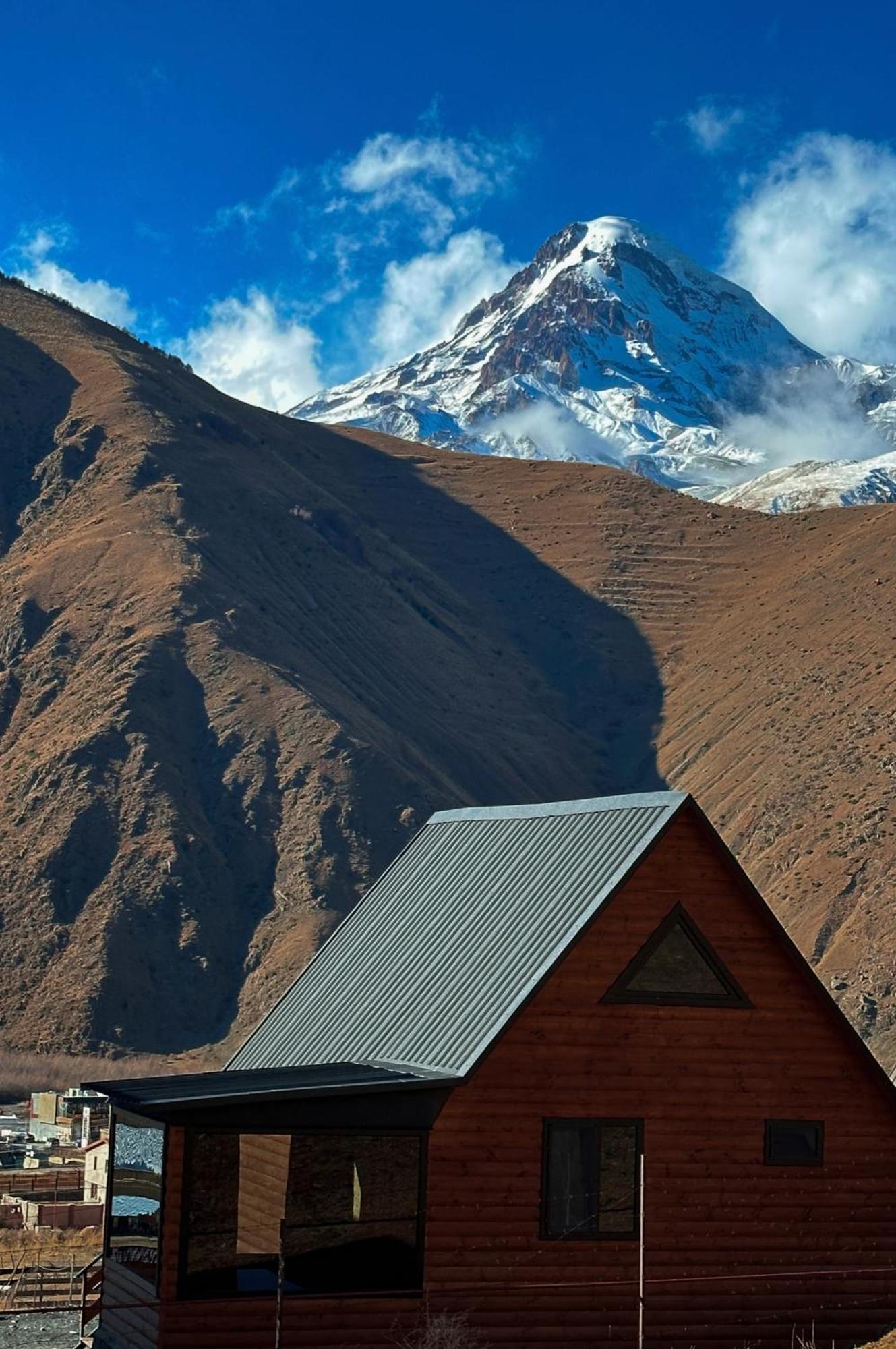 Kazbegi Inn Cottages المظهر الخارجي الصورة