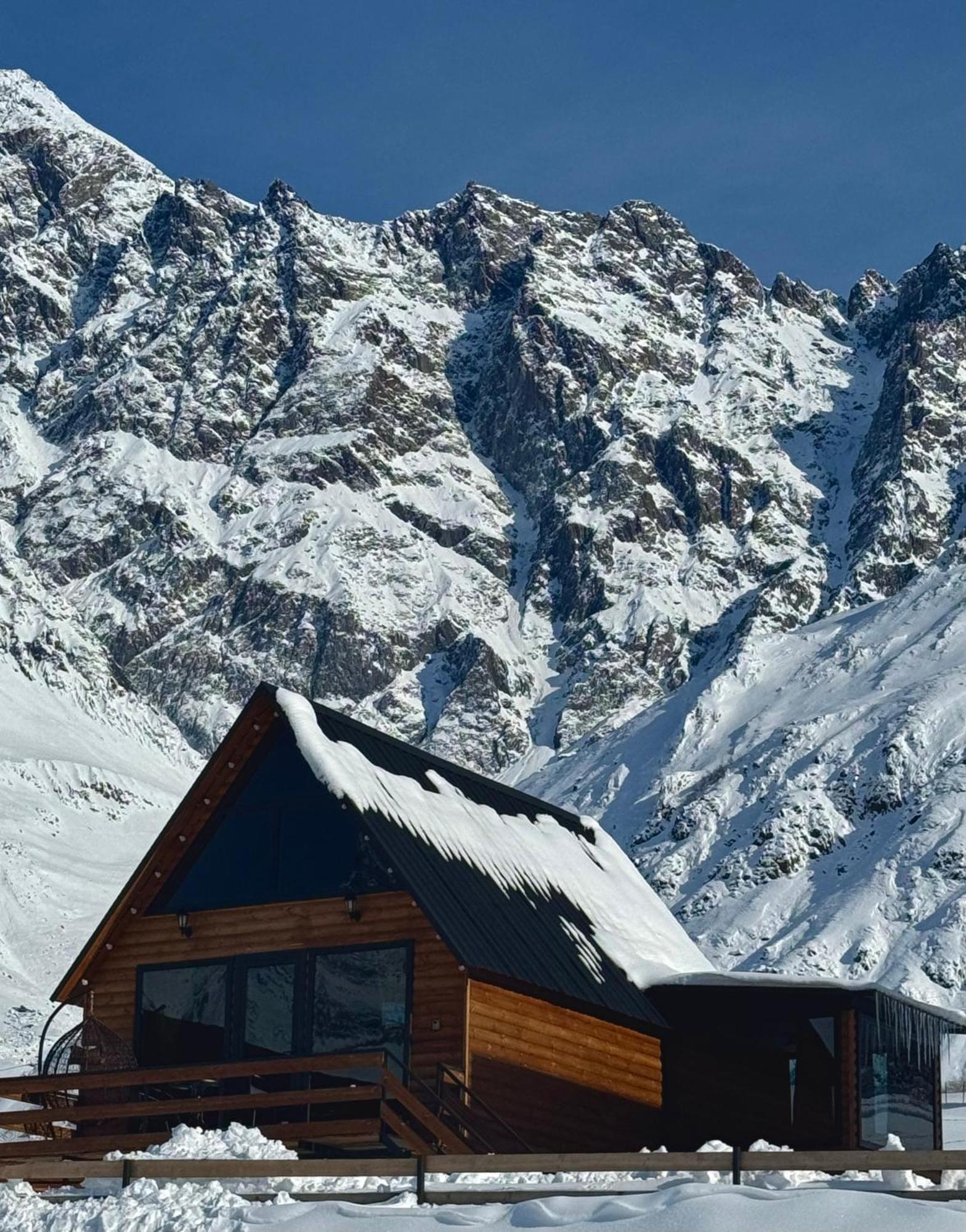 Kazbegi Inn Cottages المظهر الخارجي الصورة