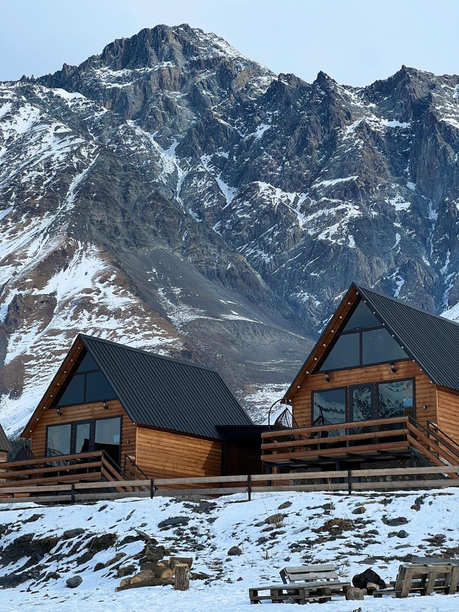 Kazbegi Inn Cottages المظهر الخارجي الصورة
